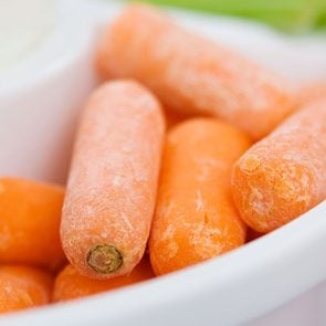 La substance blanche sur les mini-carottes, c’est quoi?
