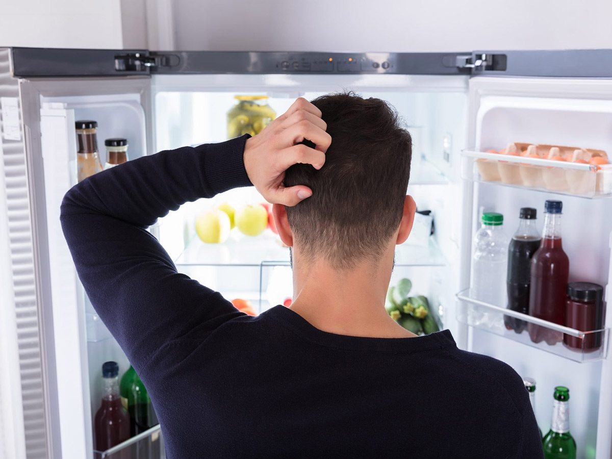 Nettoyage du frigo: les aliments qu’il faut jeter.