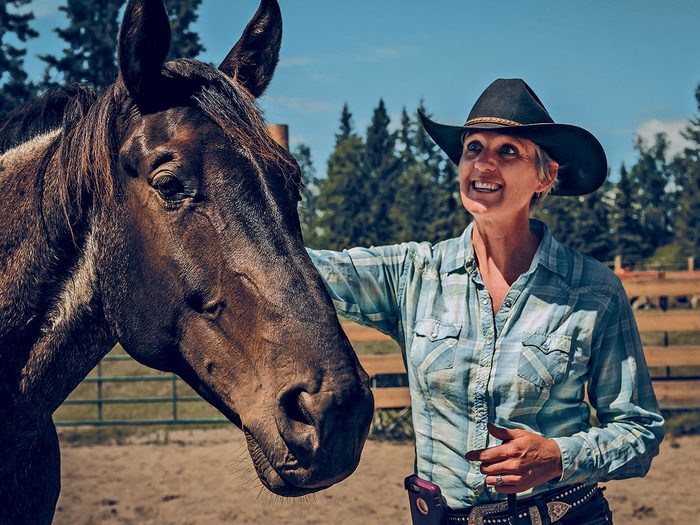 Terry et Paul Nichols propose une thérapie de 10 jours avec des chevaux pour reprendre goût à la vie.