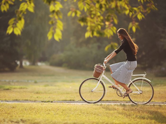 L'émancipation des femmes est passée par l'invention des bicyclettes pour femmes.