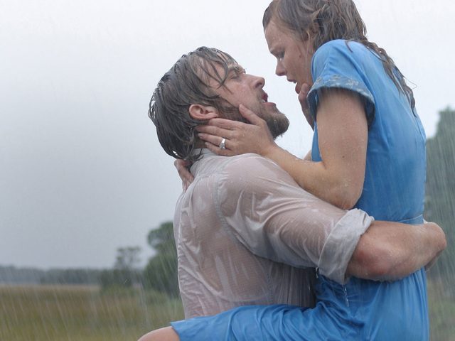 Les Pages de notre amour fait partie des films romantiques  regarder sur Netflix.