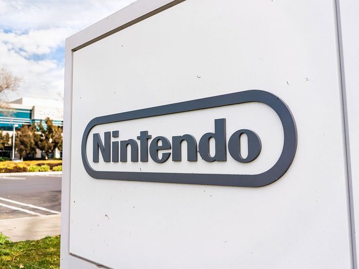 Quiz sur la culture générale: l'entreprise Nintendo n'a pas fabriqué que des jeux vidéo. Que produisait-elle à ses débuts?