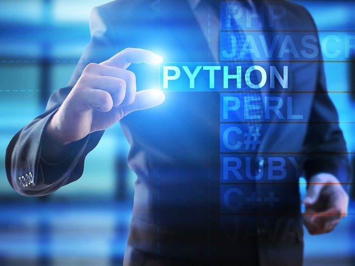 Quiz sur la culture générale: à quoi correspondent les termes Python, C et Perl?