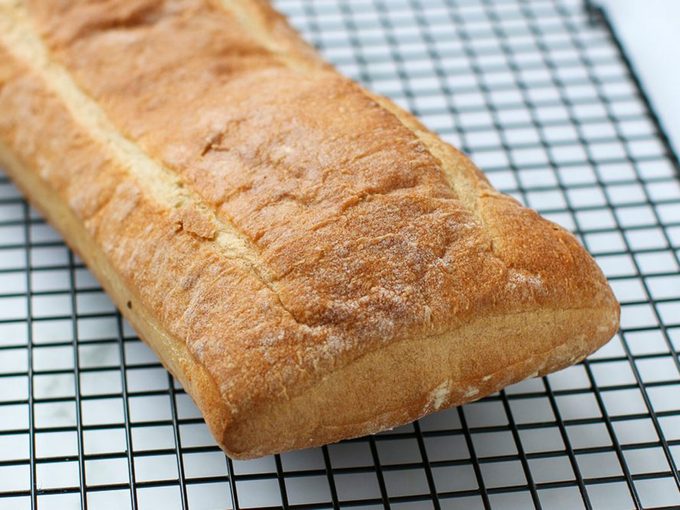 Voici comment faire du pain ciabatta.