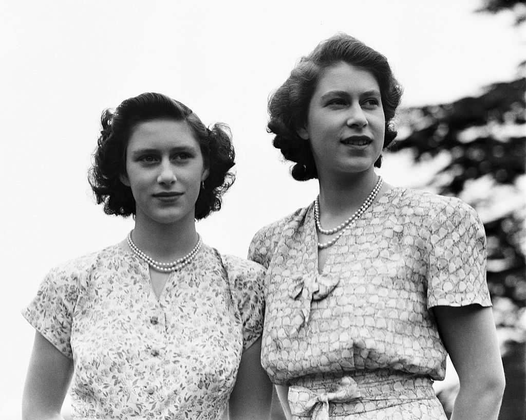 Les deux sœurs royales posent ensemble