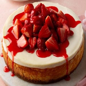 Gâteau au fromage et aux fraises