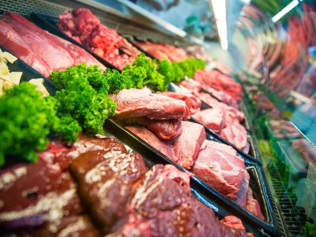 Parmi les moyens dconomiser de largent, vous pouvez acheter de la viande en vrac