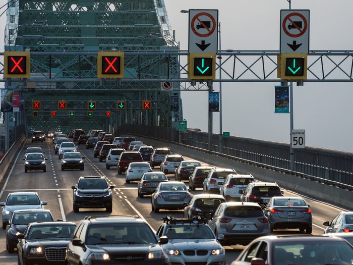 Traffic sur le pont Jacques-Cartier le 18 mai 2017.