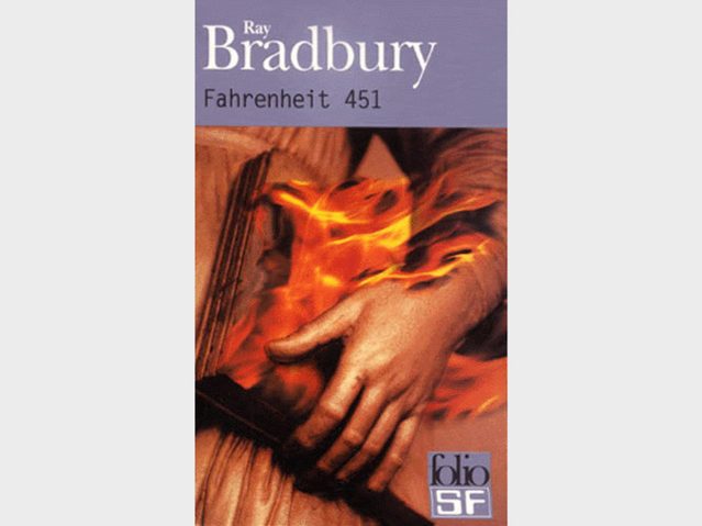 Fahrenheit 451  Ray Bradbury