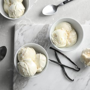 Crème glacée à la vanille faite maison