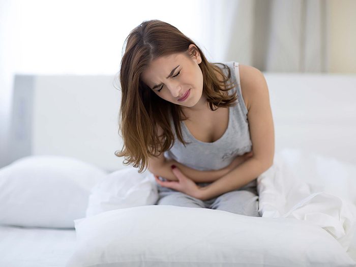 Femme Mal Douleur Ventre Menstruation Crampe Constipation