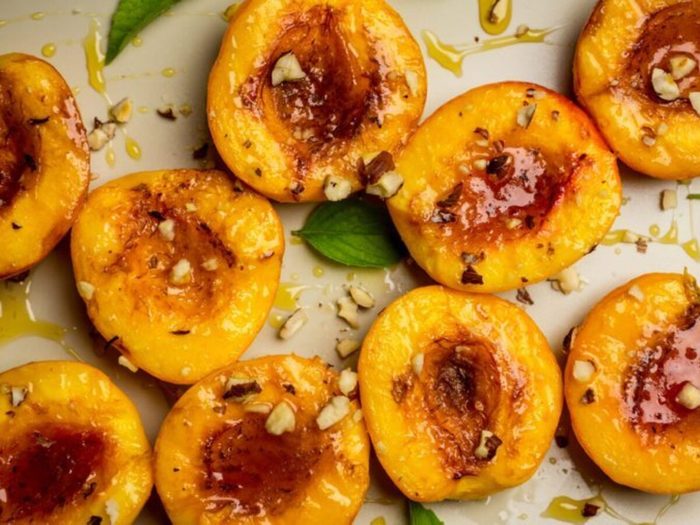 Les prunes et abricots font partie des aliments au barbecue qui sont réellement bons pour votre santé.