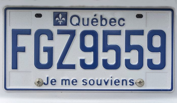 Photo: une plaque d'immatriculation au Québec.