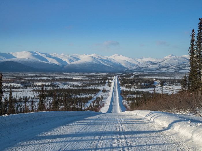 Conduite automobile: la Alaska's Dalton Highway.