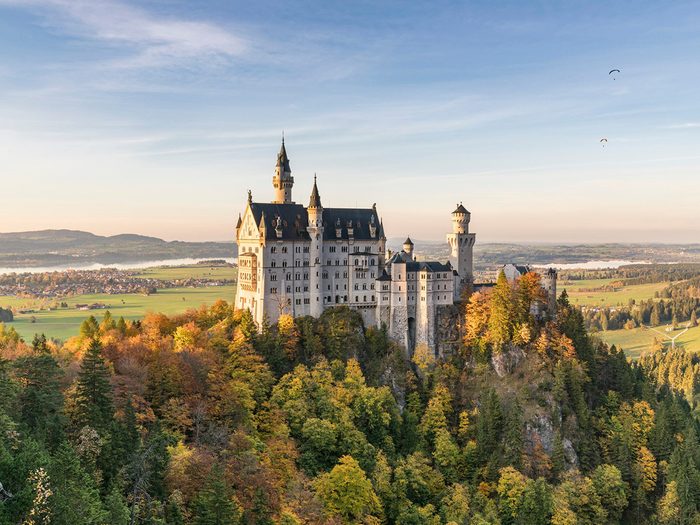 Structures dans le monde: le château de Neuschwanstein.