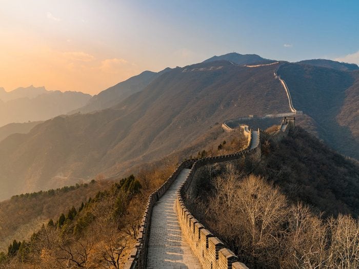 Structures dans le monde: la Grande Muraille de Chine.