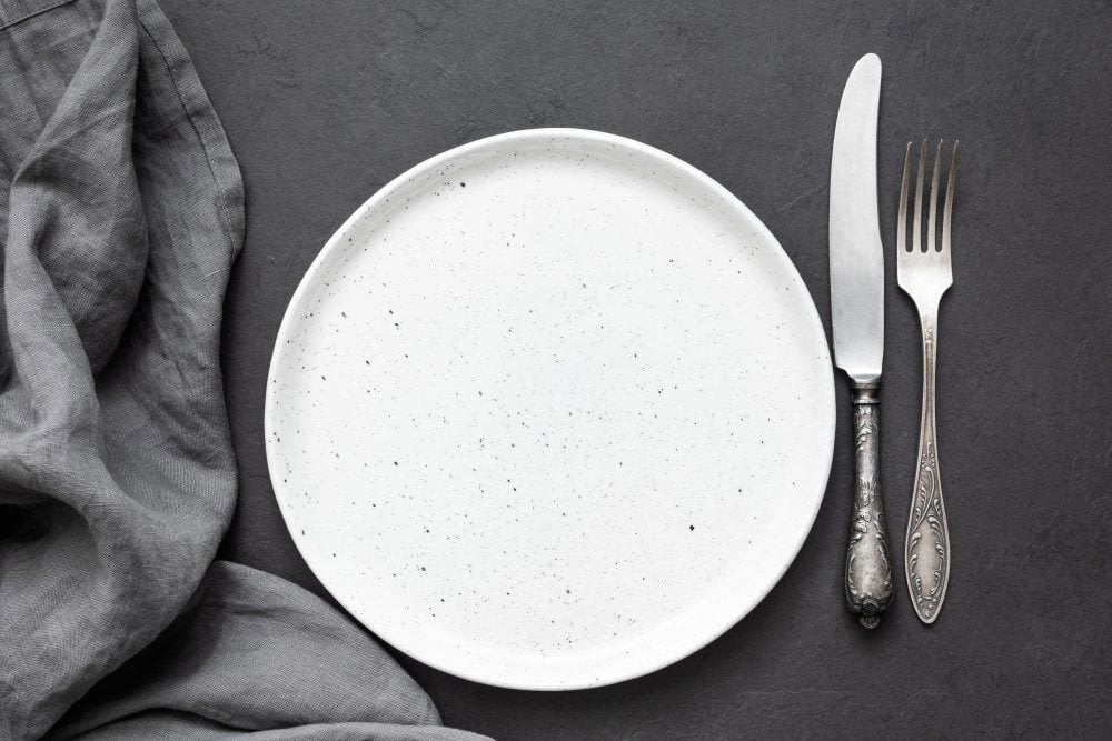 Mythes sur la santé : manger tard favorise l’embonpoint
